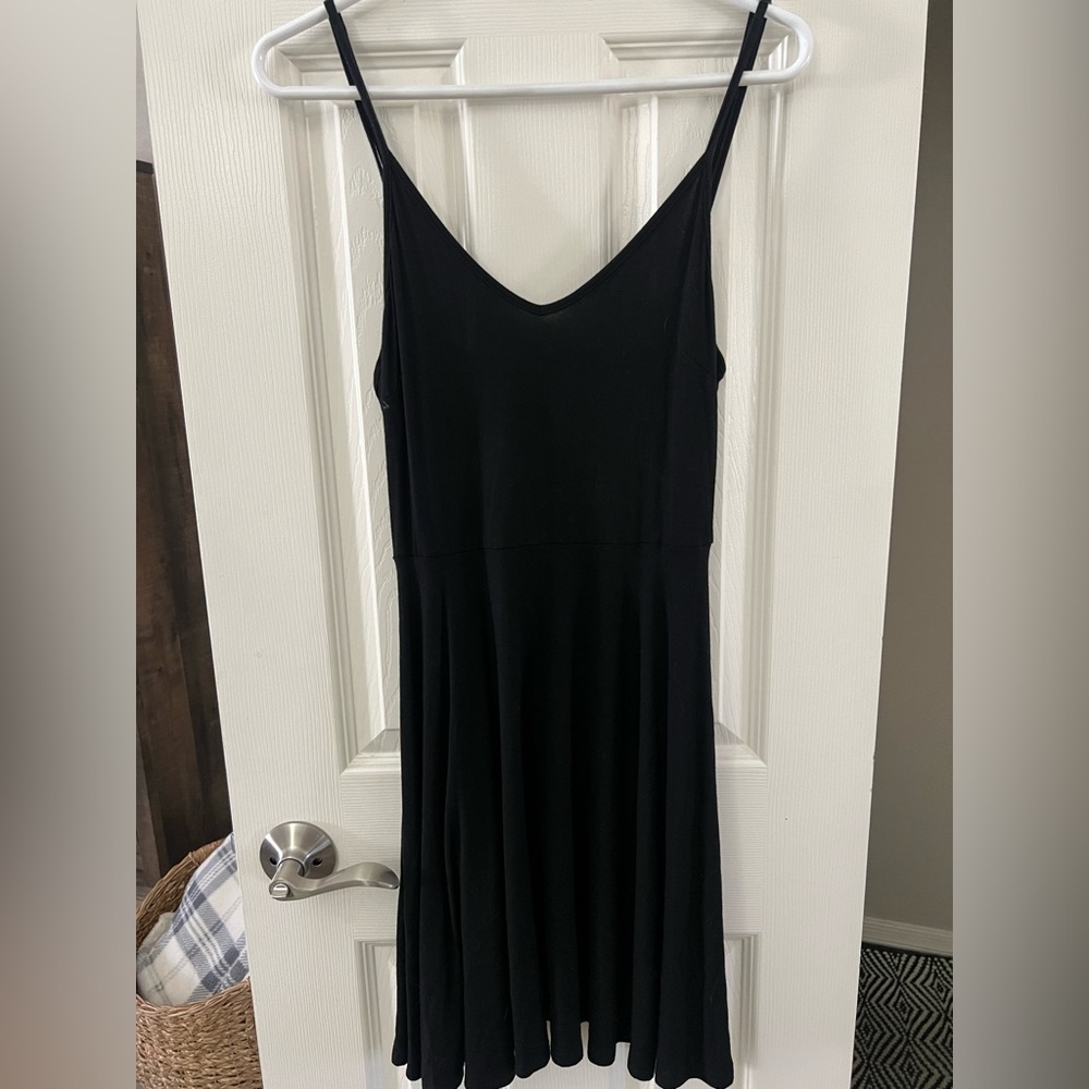 Elegant Black Sleeveless Dress